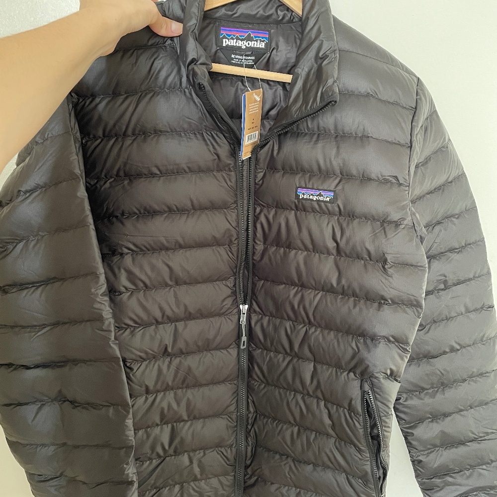 PATAGONIA Men's Down Sweater Jacket Black Size Medium